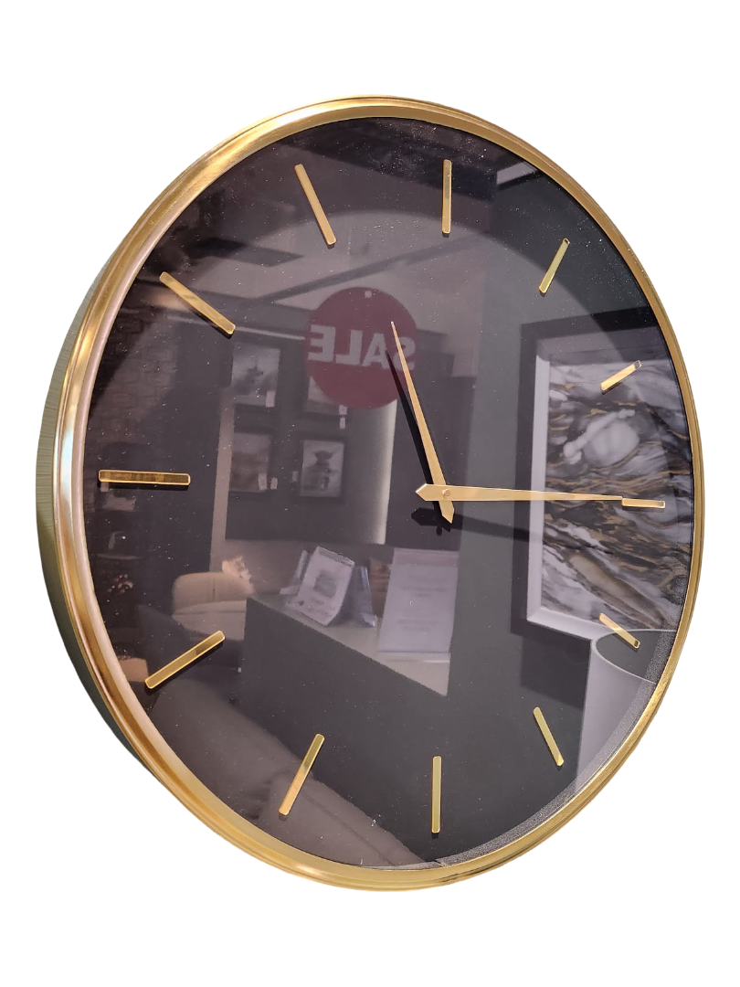 Minamalist Glass Clock