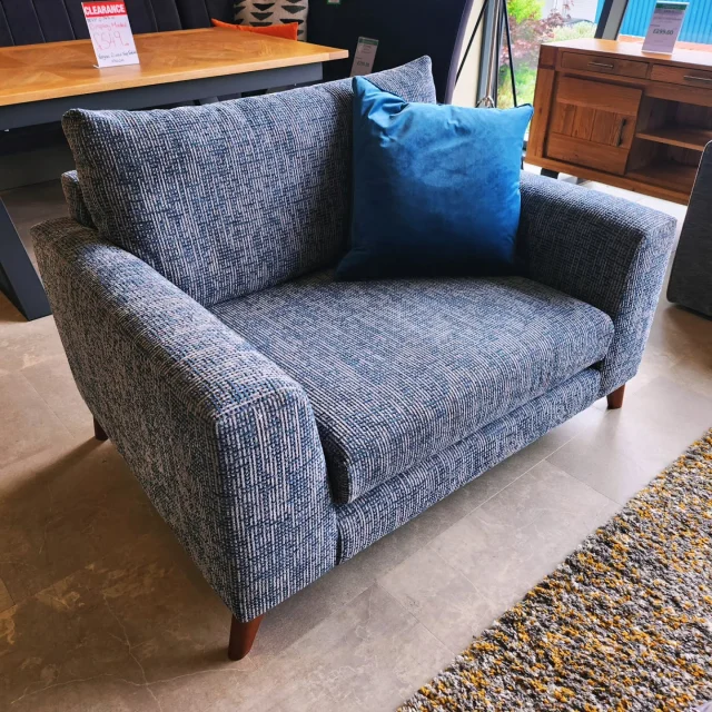 Get cosy and comfortable in a wide range of accent chairs here at creations, change the colour of the fee , the fabric & even the scatter cushions to get that ideal chair for your home.
.
.
.
.
.
.
.
.
.
.
.
.
.
.
.
.
.
.
#FurnitureShowroom #HomeDecor #InteriorDesign #FurnitureDesign #HomeInspiration #ModernFurniture #LuxuryFurniture #InteriorInspo #FurnitureGoals #FurnitureAddict #belfast #cozyfurniture #creationsinteriors #northenireland #chairs #chair #accentchair #fabric #madetoorder #creationsinteriors #scattercushions