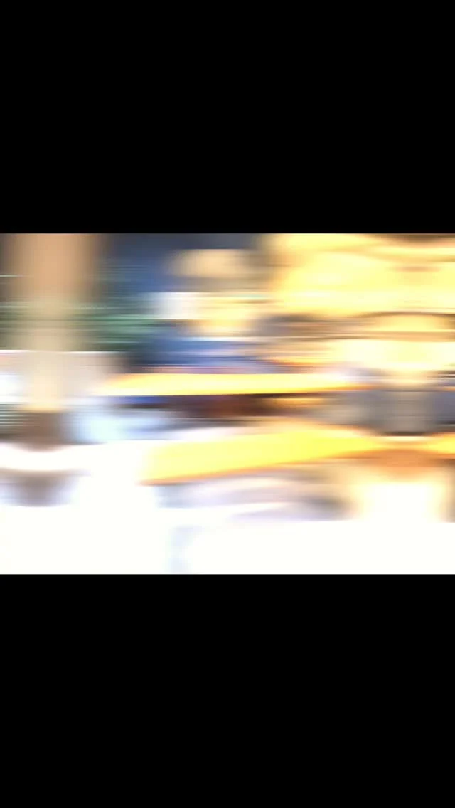 New arrivals just landed ✨
From sofas to statement pieces — turn your house into a home 🛋️
Which piece is your vibe?
#FurnitureShowroom #UKFurniture #HomeInspoUK #InteriorDesignIdeas #ModernLiving #HomeDecorStyle #SofaShopping #RoomMakeover #ShopLocalUK #TrendingNow