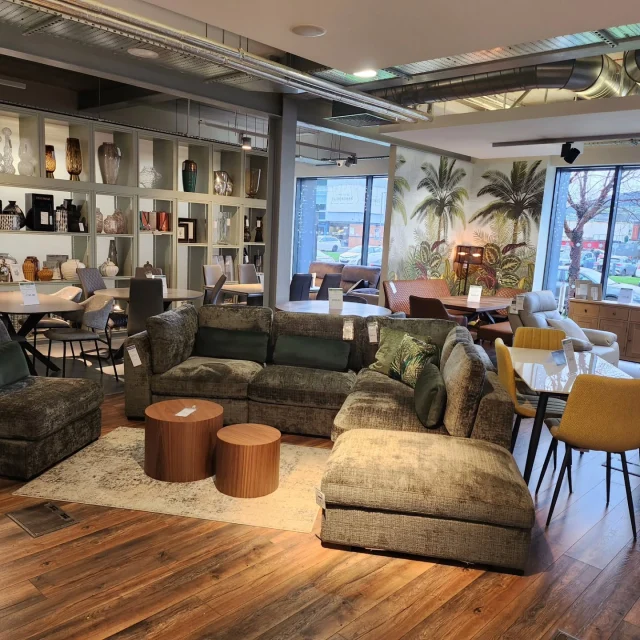 Welcome to our showroom tour! Explore our ground floor, showcasing an extensive range of sofas, tables, dining sets, and living room sets. Browsing through our collections is the perfect way to find your ideal match!
.
.
.

.

...

.
#UKHomes

#HomeDecorInspo

#FurnitureStore

#ShowroomStyle

#InteriorsOfInstagram

#ShopWithMe

#InStoreTour

#LuxuryInteriors

#ModernHomeUK

#HomeStyleInspo